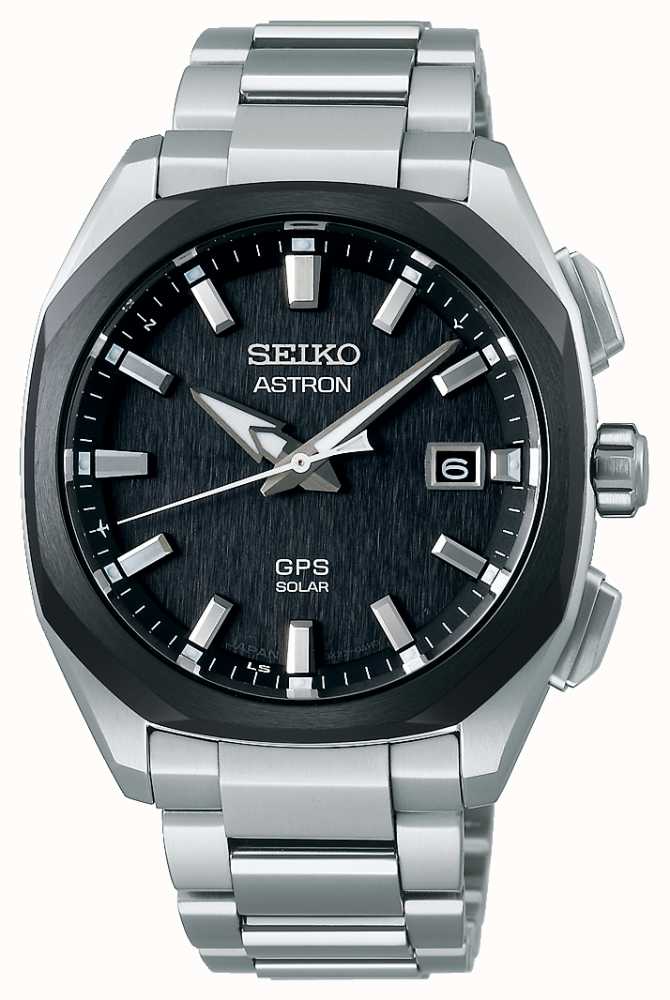 Seiko Solar Titanium Black Dial - Class Watches™ AUS